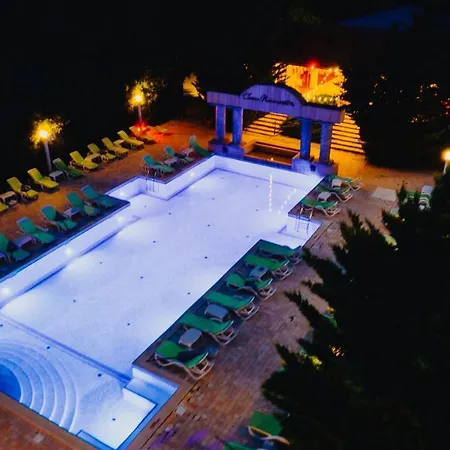 Casa Hotel Nicoresti